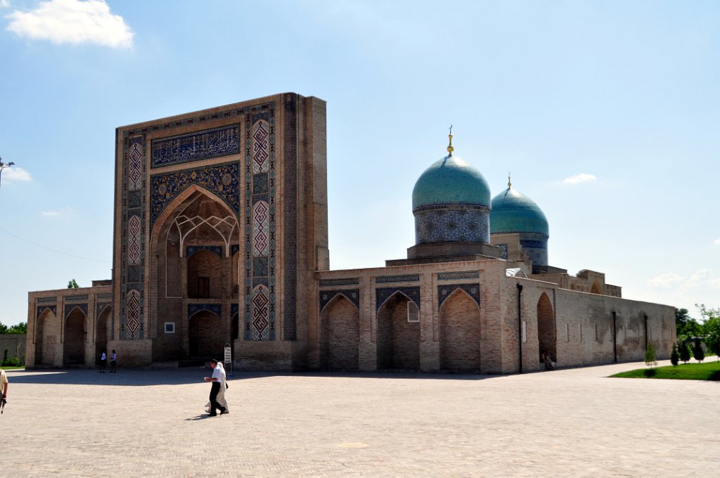 54 Taskent - madrasa Barakhon.JPG